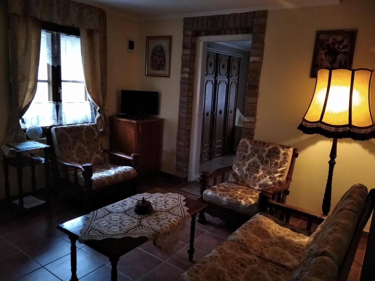 Moezsi Apartman Tolna Екстериор снимка