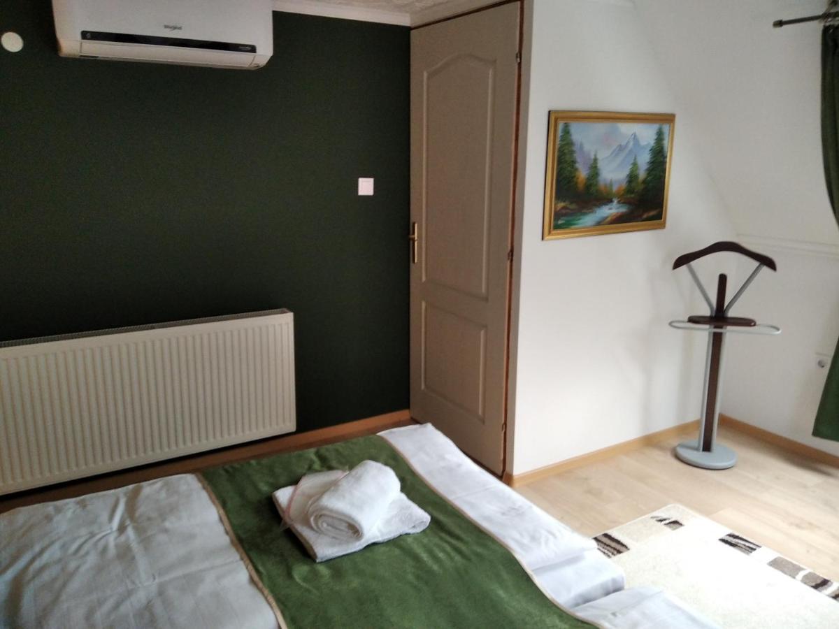 Moezsi Apartman Tolna Екстериор снимка
