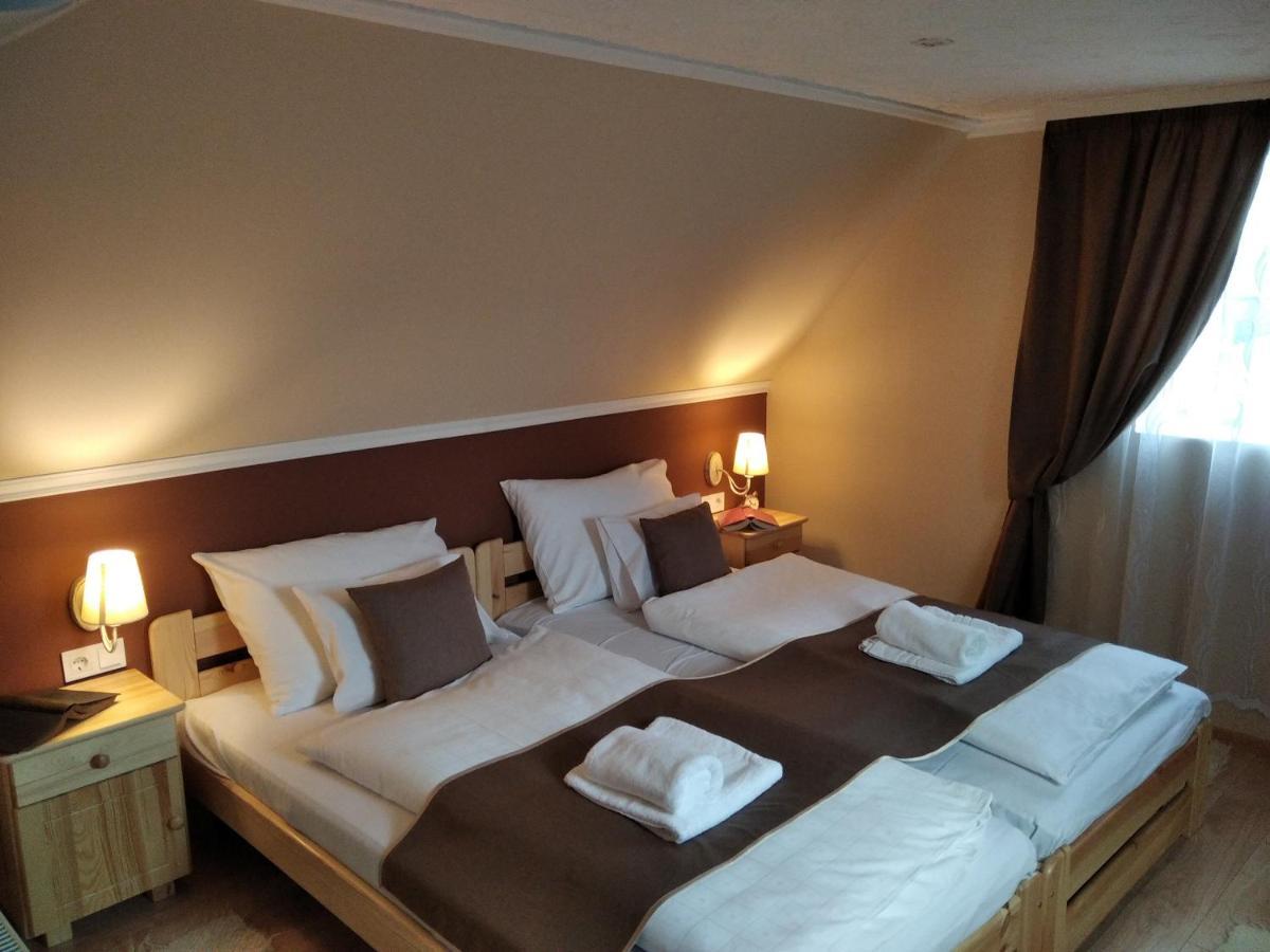 Moezsi Apartman Tolna Екстериор снимка