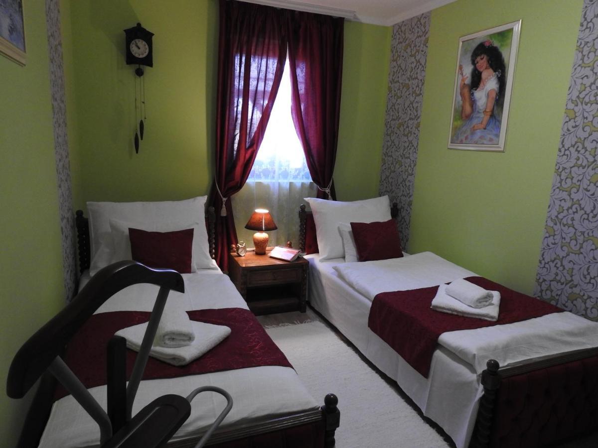 Moezsi Apartman Tolna Екстериор снимка