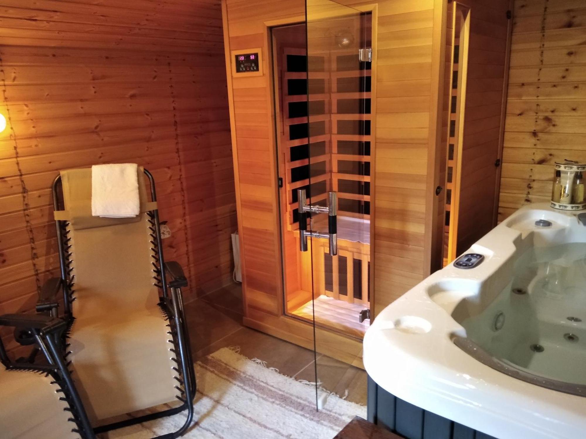 Moezsi Apartman Tolna Екстериор снимка